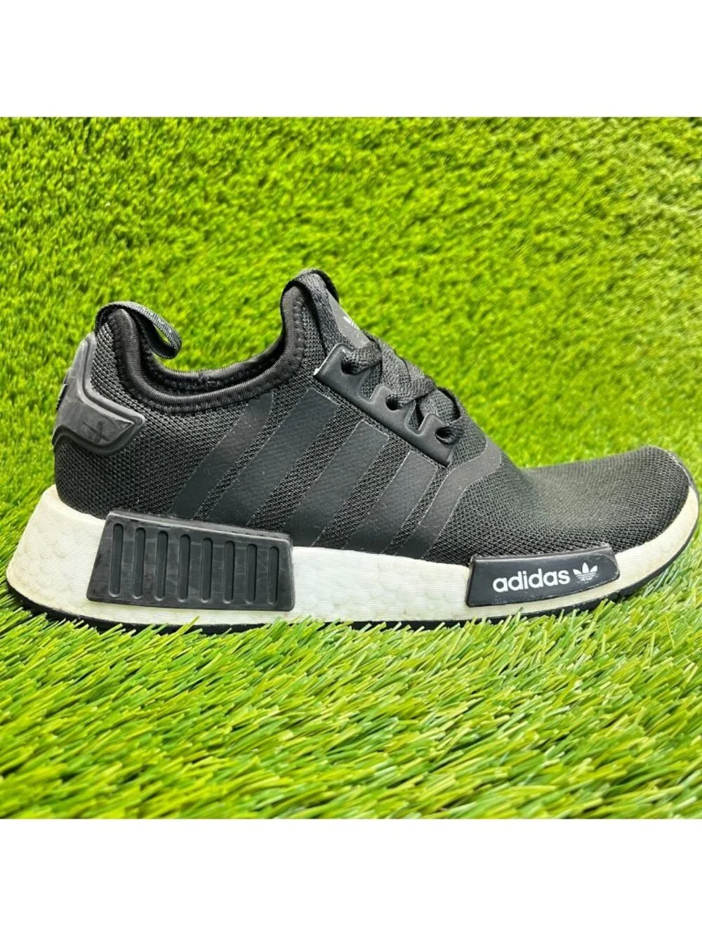 Adidas NMD R1 Refined Boys Size 6Y Black Athletic Running Walking Shoes Sneakers